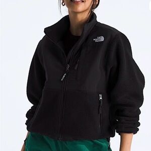 North Face Women's Black Fleece Jacket